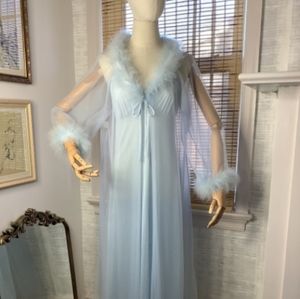 Vtg Frederick's of Hollywood Pegnoir set